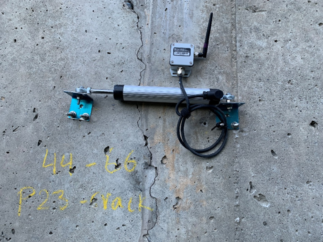 Wireless Displacement gauge SenSpot™